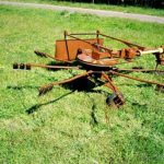 Самодельные роторные грабли на трактор: инструкция, особенности