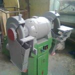 Grinding and grinding machine