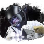 welder in mask